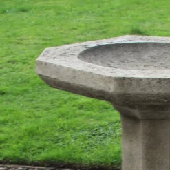 Statues & Sculptures Bird Baths-Balmoral Stone Garden Bird Bath