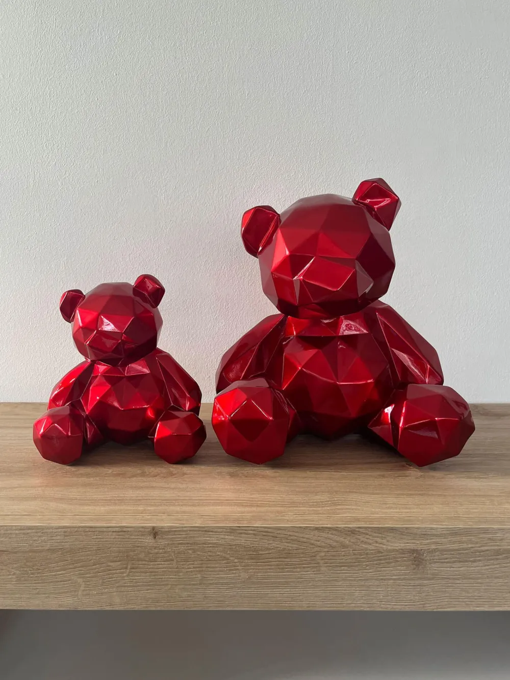 Statues & Sculptures Table Top|Low Poly-Polygon Bear 20cm Red Resin Indoor Sculpture